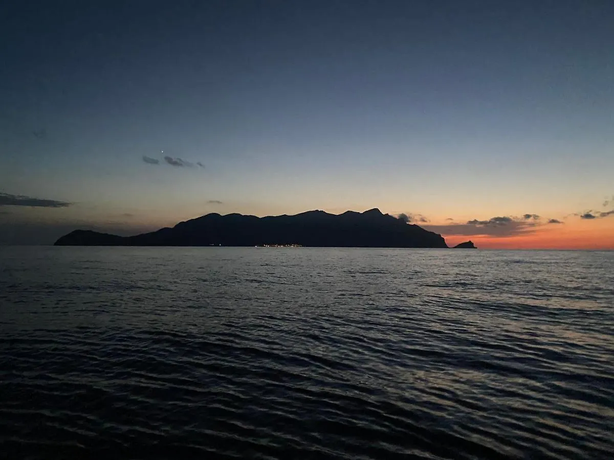 Isoladelmiele Guest House Marettimo Italy