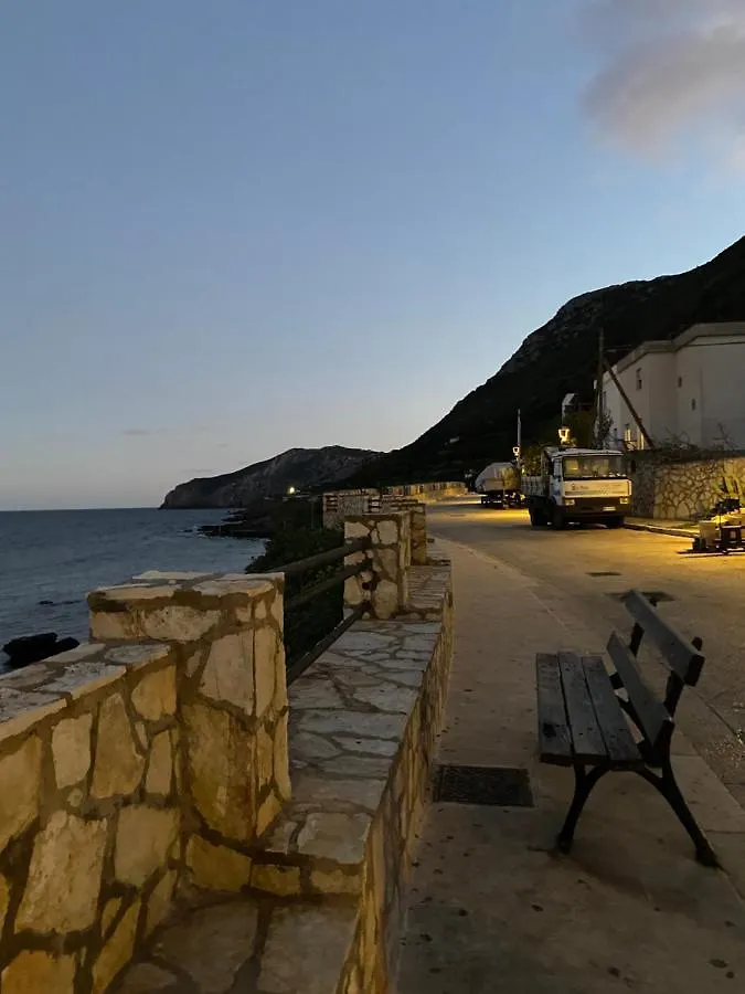 Isoladelmiele Guest House Marettimo Italy